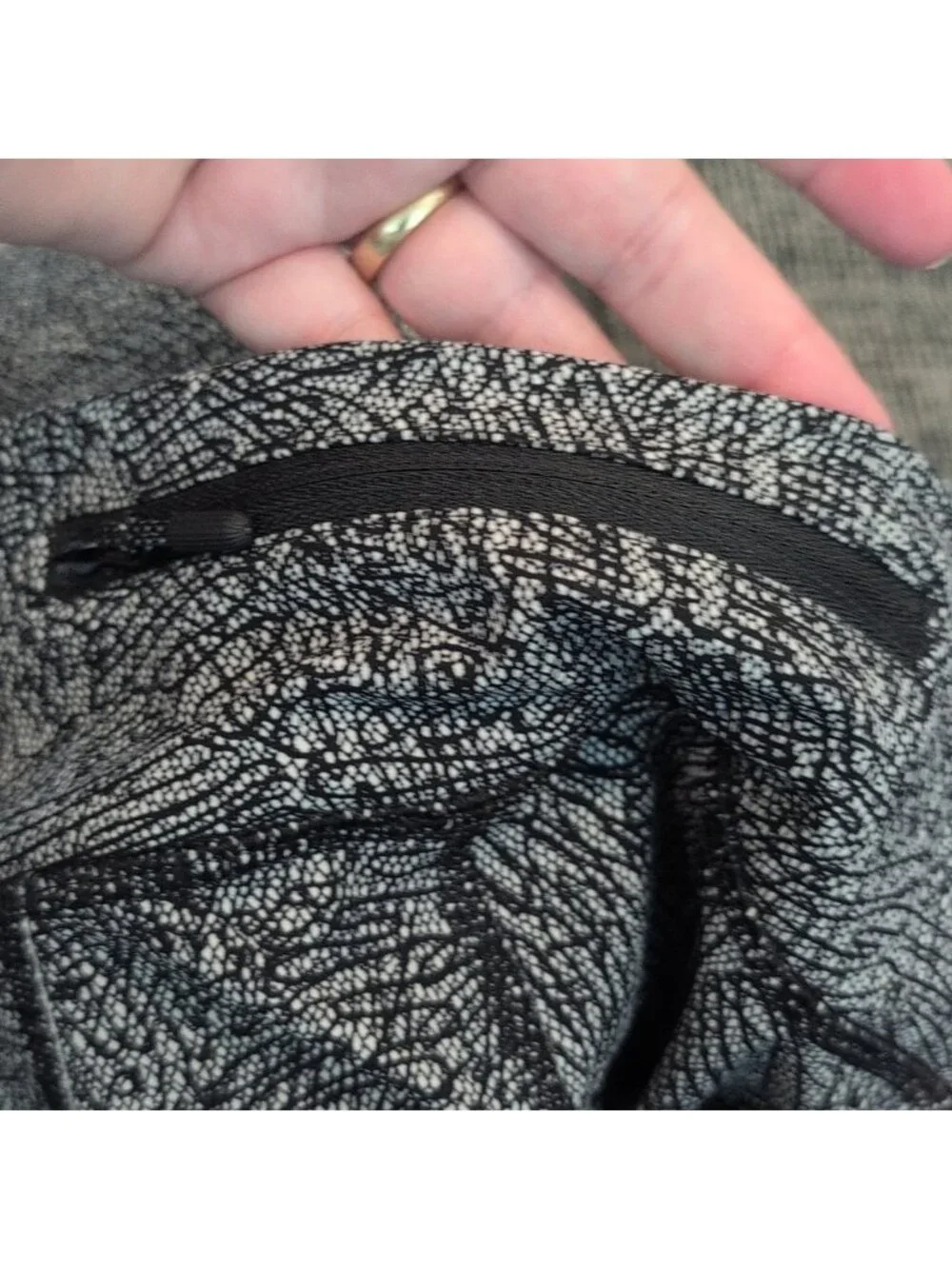 Lululemon Pace Rival Crop Line Up White Black / Black